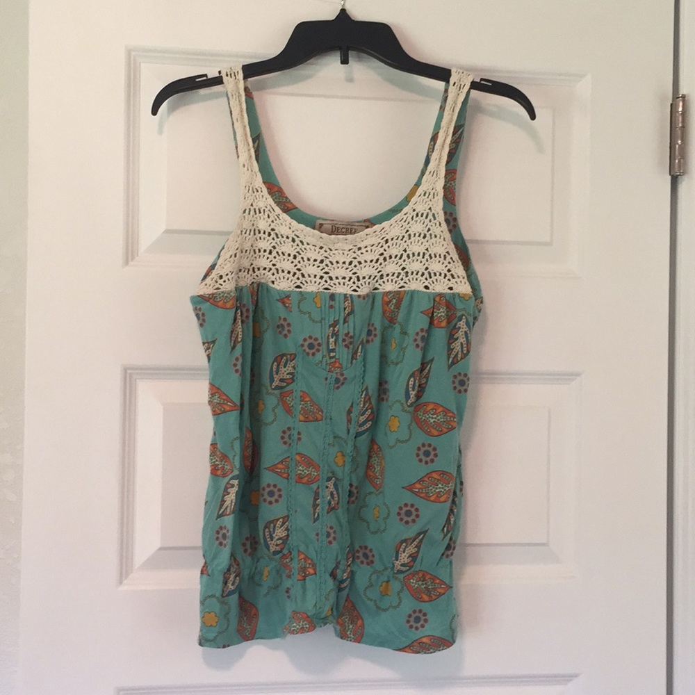 Decree tank top